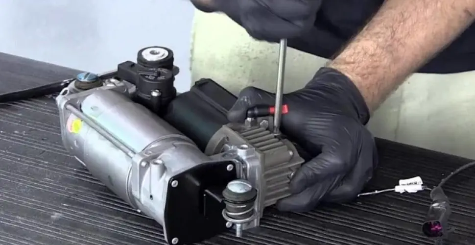 Ремонт компрессора пневматической подвески автомобилей: причины и важность исправления